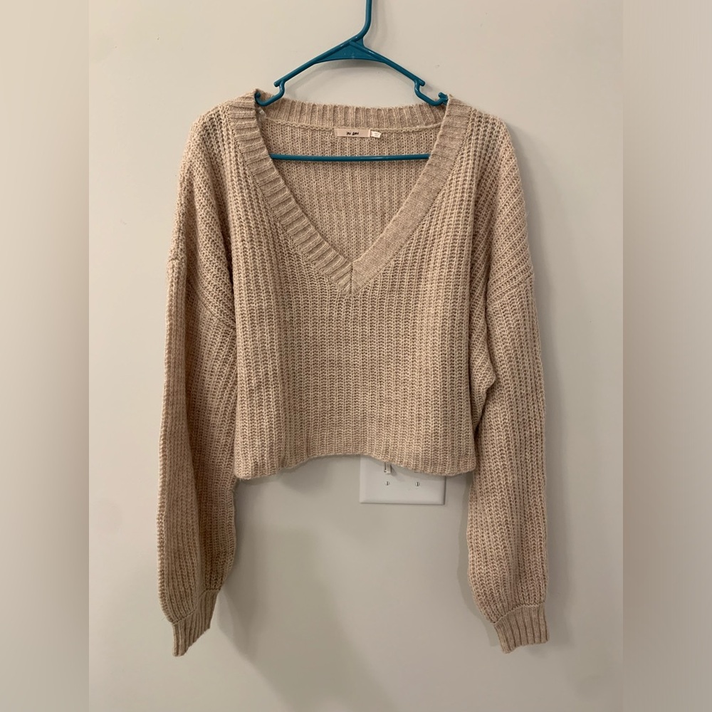 Francesca’s cropped sweater